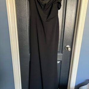 Elegant Black Evening Gown